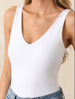 Sculpting Classic White V-neck Tank Bodysuit Size S